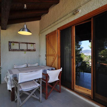 Villa 139 Steps From The Sea à Gialtra Extérieur photo
